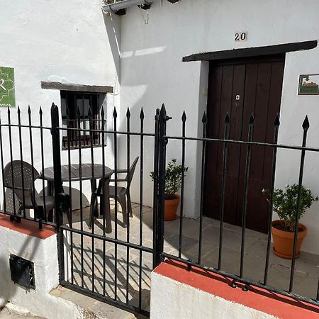 Casas Rurales Tugasa Castillo De Castellar Castellar de la Frontera Exterior photo
