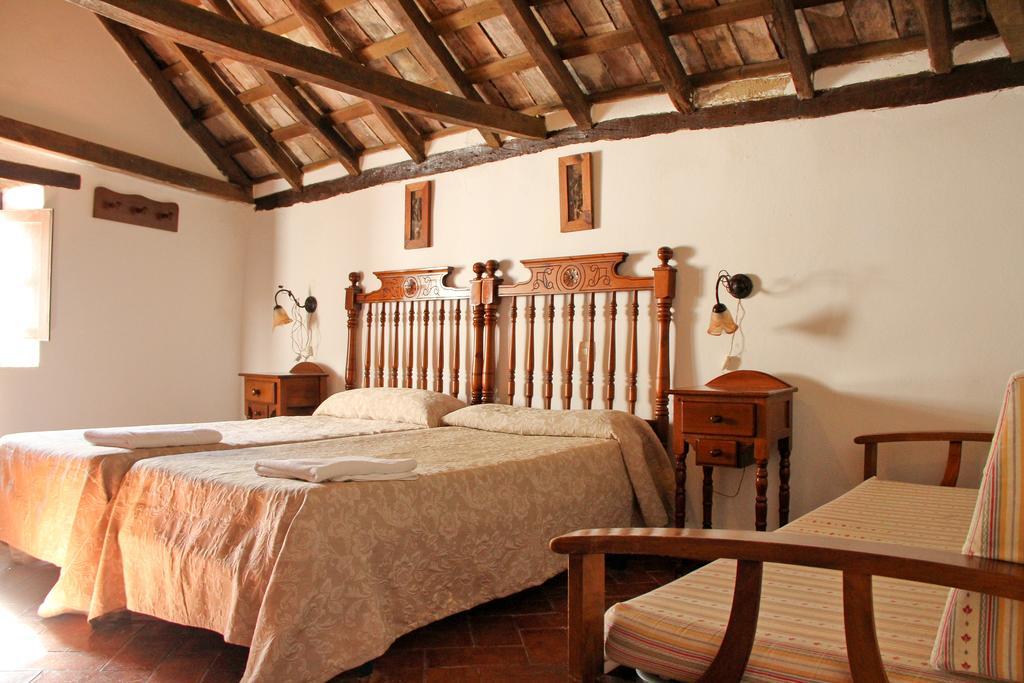 Casas Rurales Tugasa Castillo De Castellar Castellar de la Frontera Room photo